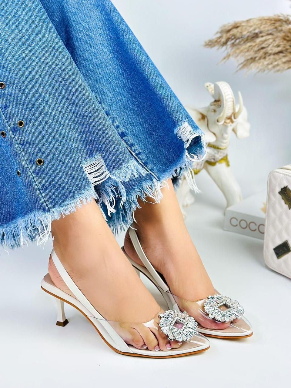 AMIRA STILETTOS