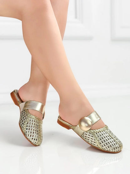 VERONICA FLATS