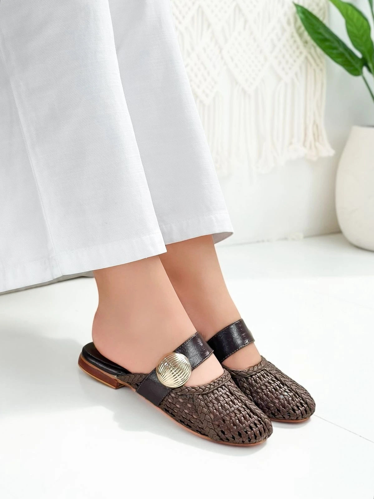 VERONICA FLATS