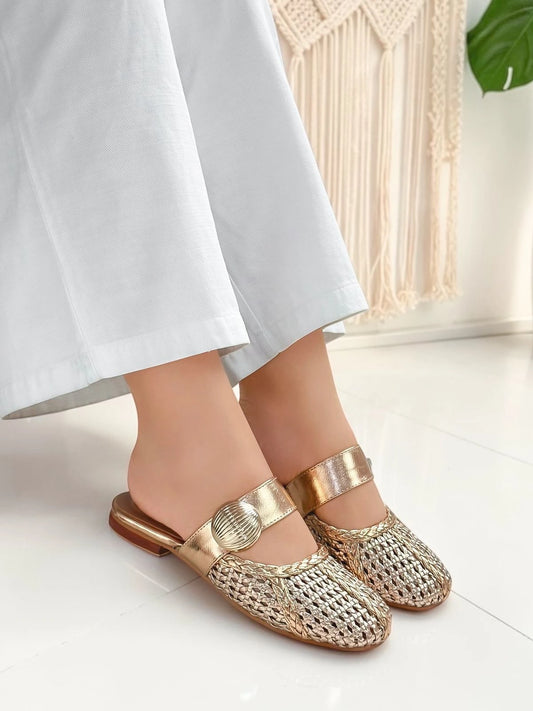 VERONICA FLATS