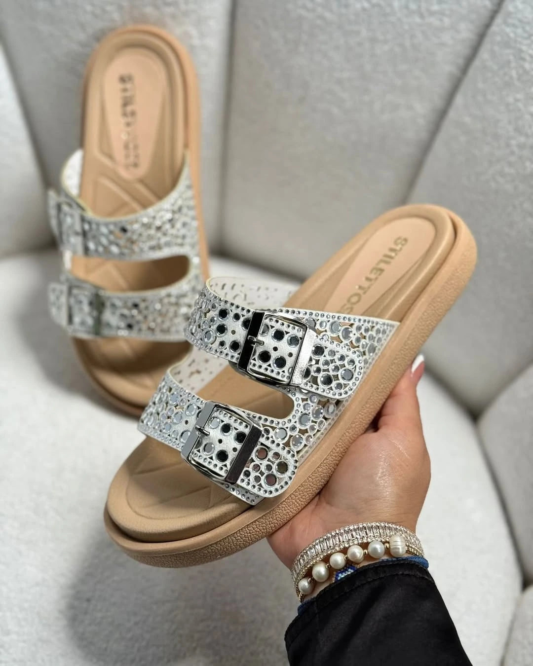 ORNELLA FLATS